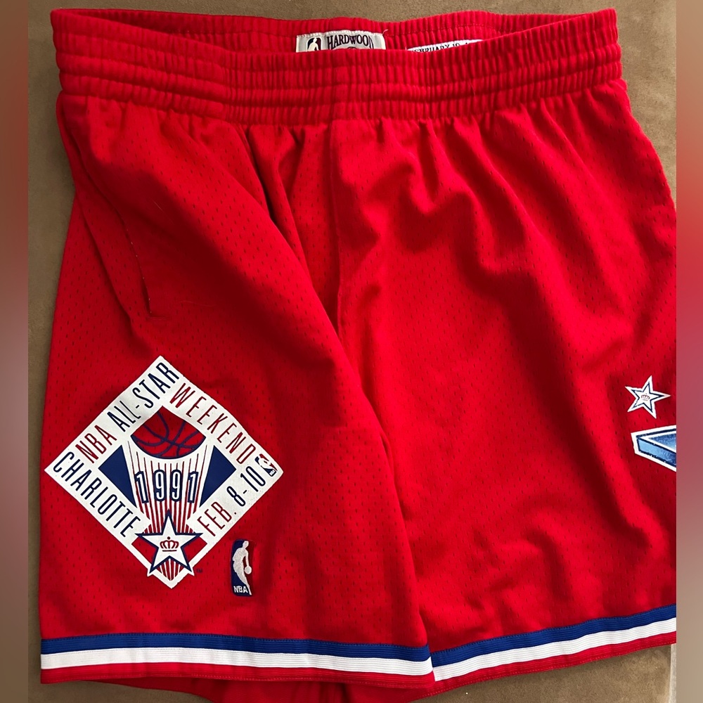 Mitchell & Ness Throwback Authentic Basketball Sh… - image 4